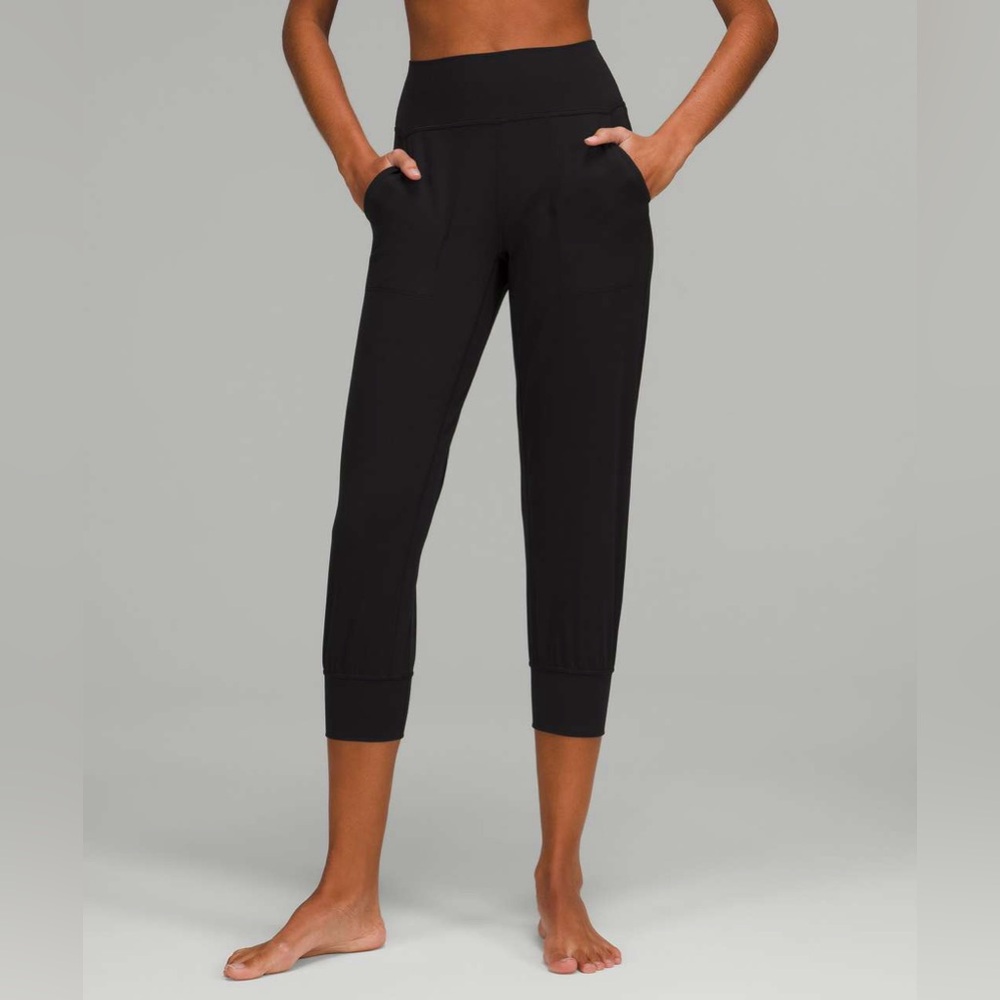 Lululemon Align Cropped Joggers